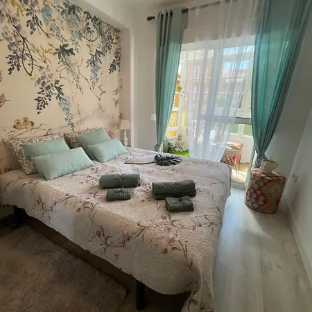 Arte Apartment *